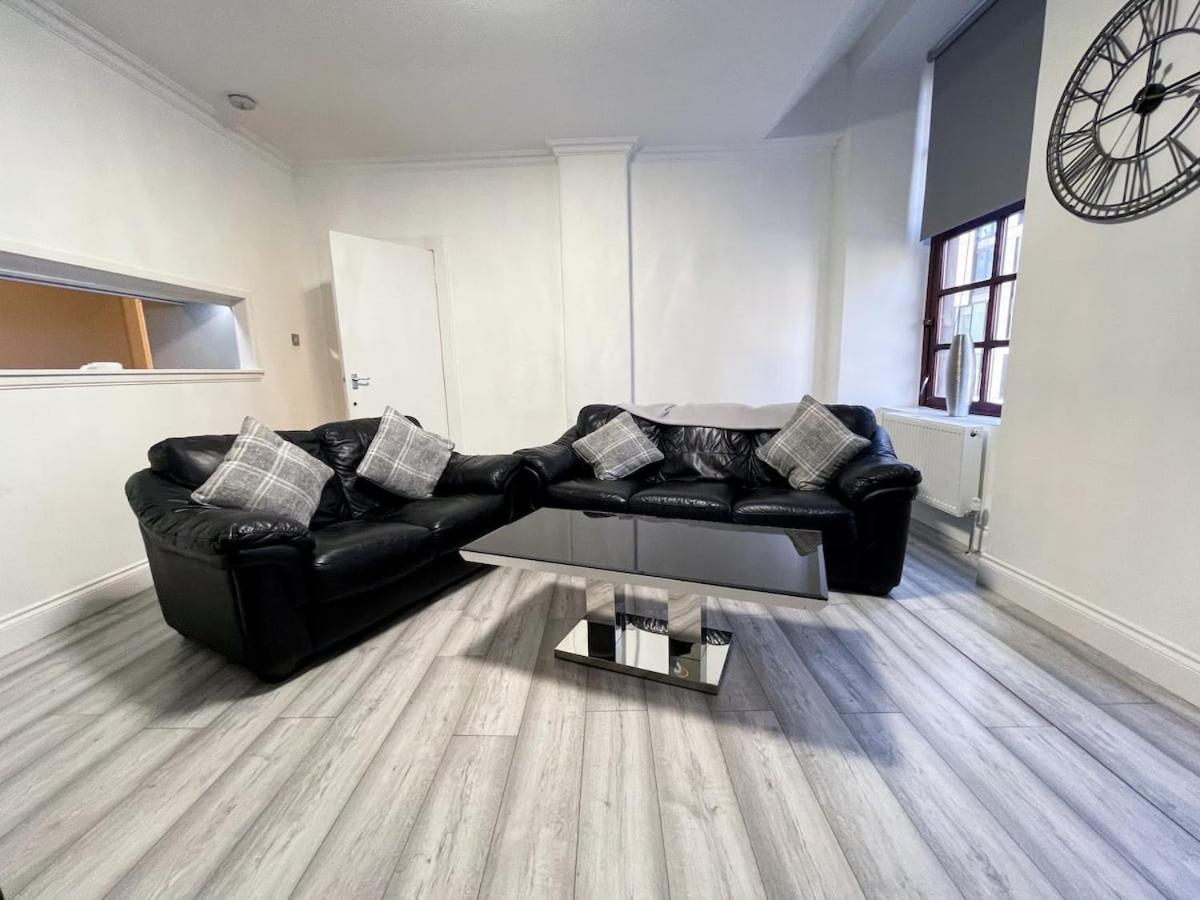 Recently Refurbished Two Bedroom Apartment, Central Location! Glasgow Exteriér fotografie